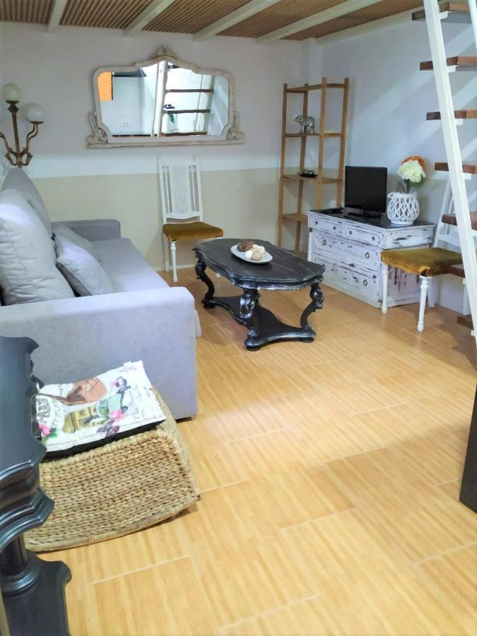 Estudio Plaza De La Encarnacion Sevilla Kültér fotó
